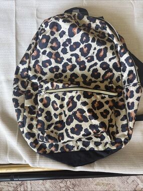 Leopard Print Metro Backpack w/ Gold Zipper Pocket
